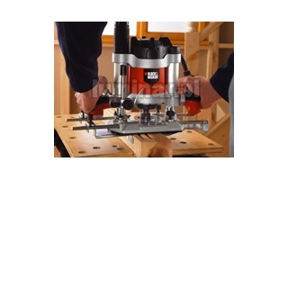 BLACK&DECKER Frezarka g�rnowrzecionowa w walizce